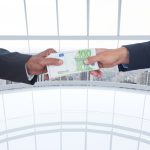 در سفر به دبی چه پولی ببریم؟