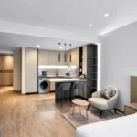 Deluxe Studio with 1 King, City view-