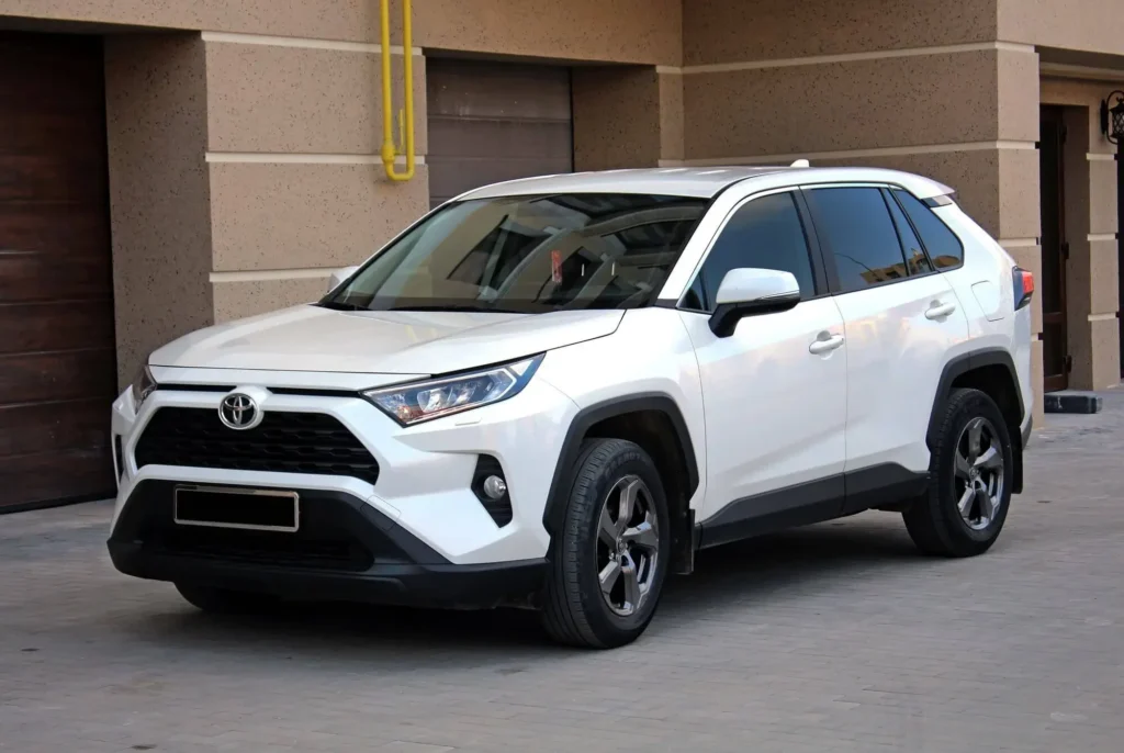 اجاره تویوتا راوفور (Toyota RAV4) در دبی