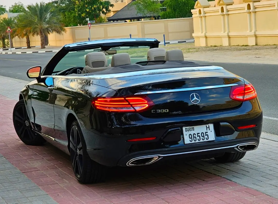 اجاره مرسدس بنز C300 کانورتیبل